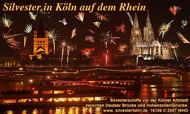 Silvester in Kln auf dem Rhein. Silvesterschiffe vor der Klner Altstadt zwischen Deutzer Brcke und Hohenzollernbrcke.